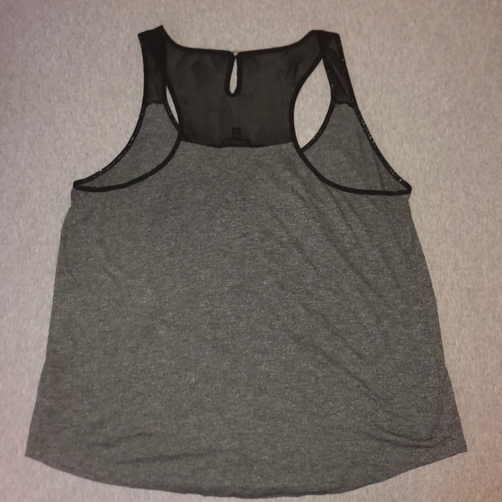 EXPRESS Women’s Razor Back Tanktop - Picture 2 of 5